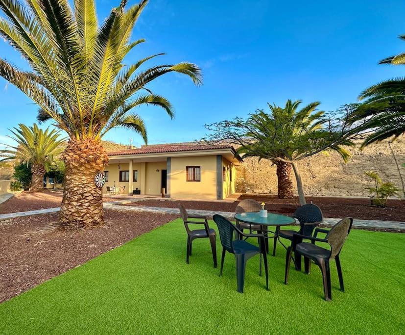 Jacuzzi Oasis: Space & Comfort
